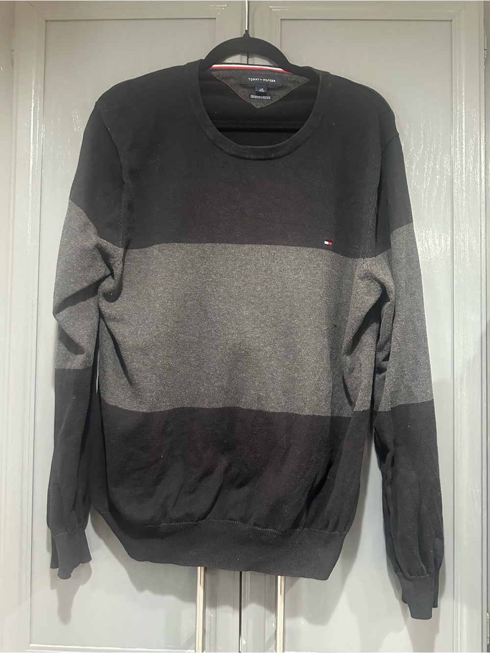 Tommy Hilfiger Black & Gray Stripe Crewneck Sweater L